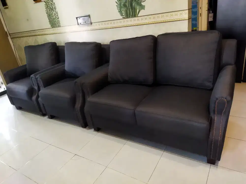 Dijual sofa 211