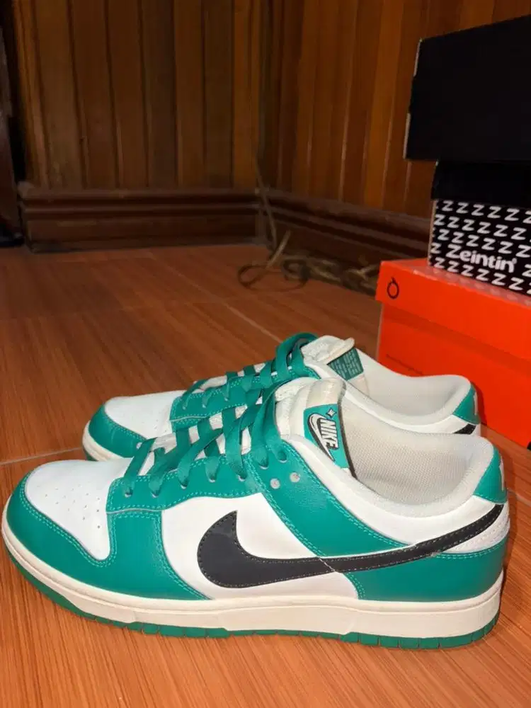Nike dunk low green