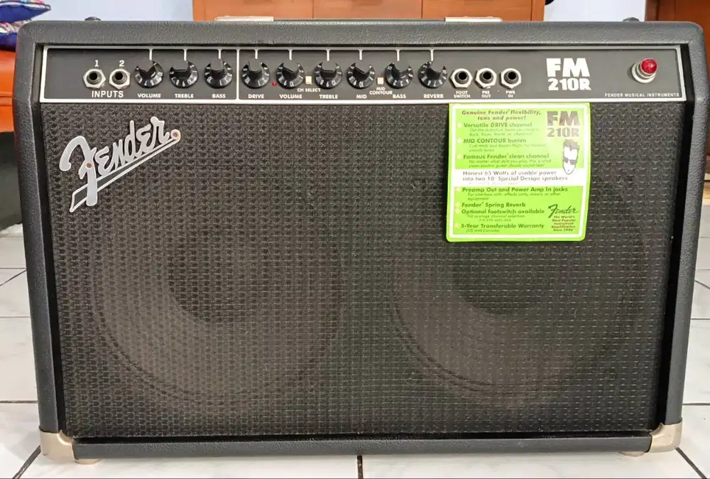 Ampli Gitar Fender FM 210