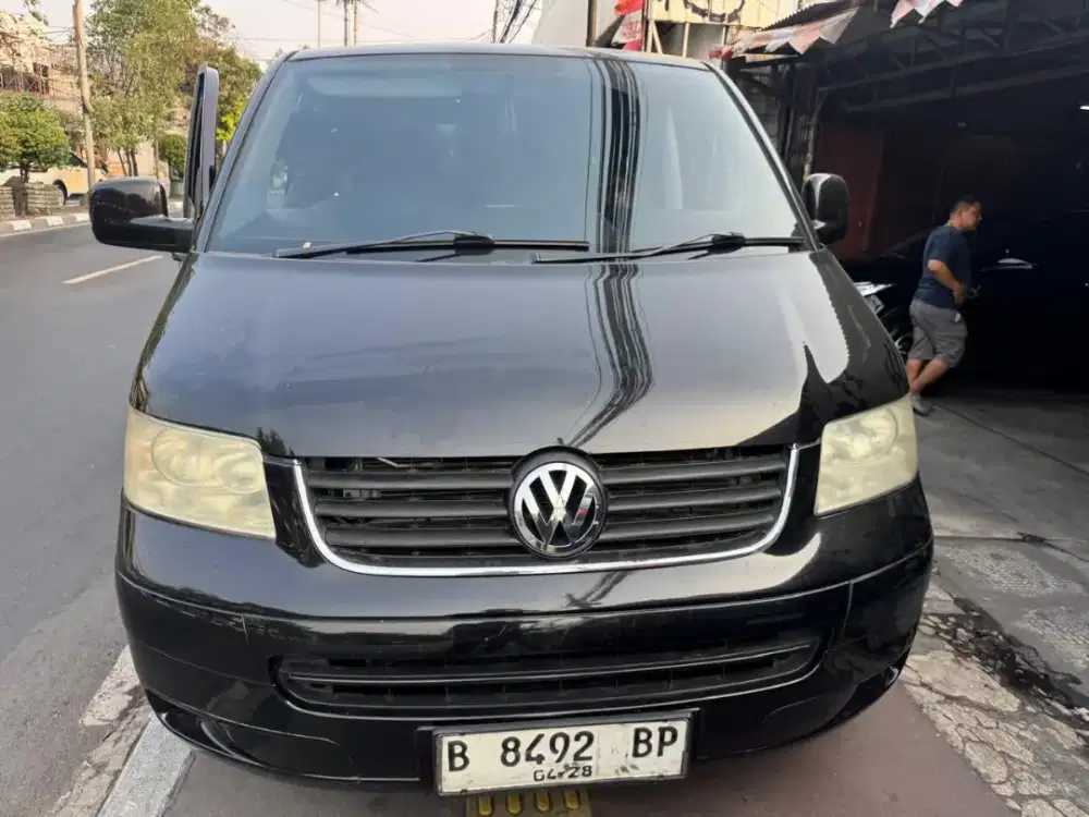 VW caravelle diesel th 2009 AT