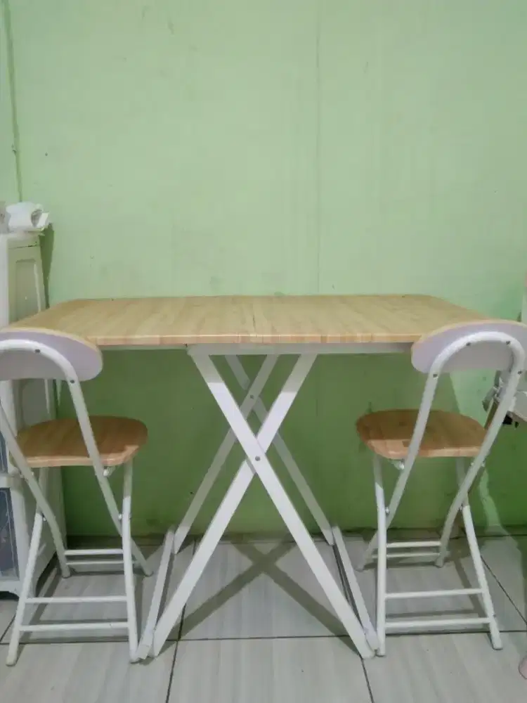 meja makan lipat minimalis