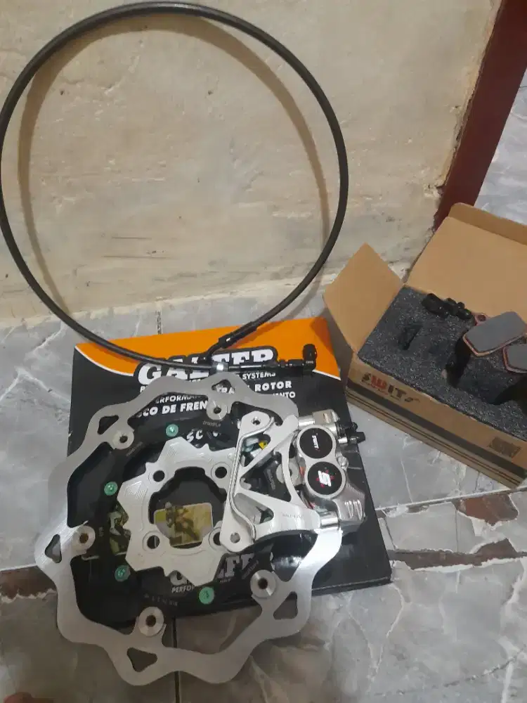 PAKET PENGEREMAN DEPAN BAGIAN KIRI