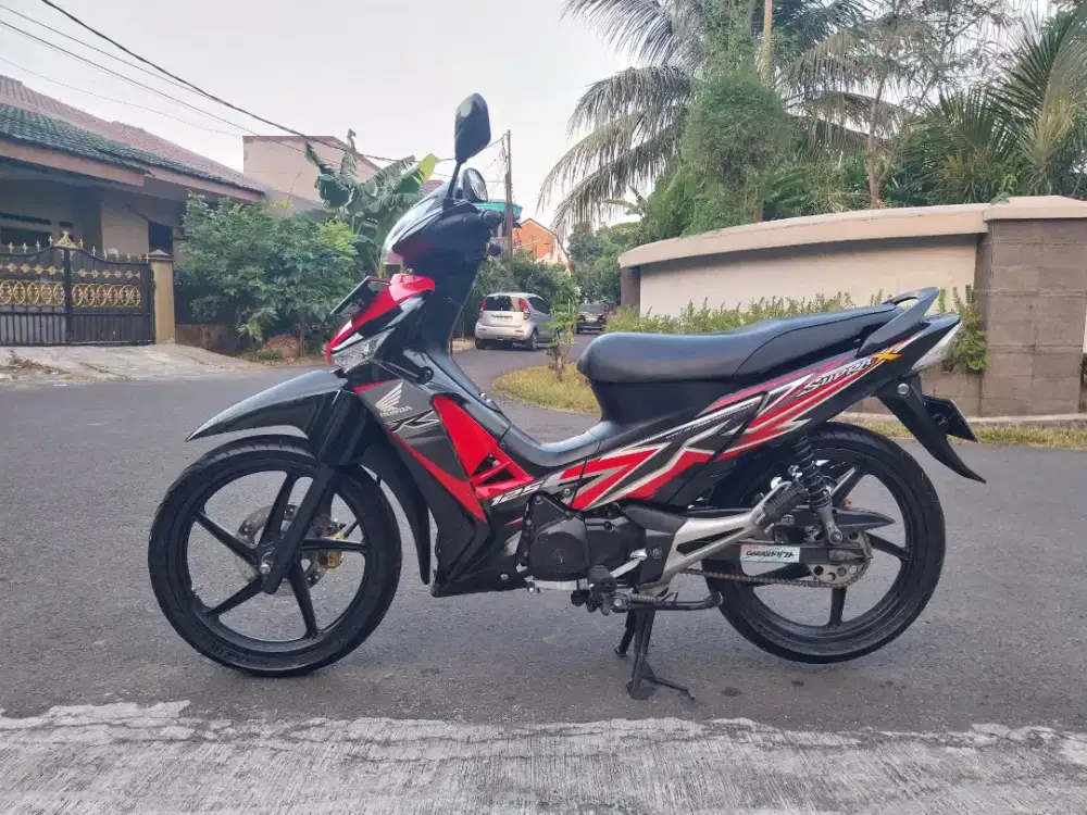 Dijual Honda Supra X 125 R Tahun 2013