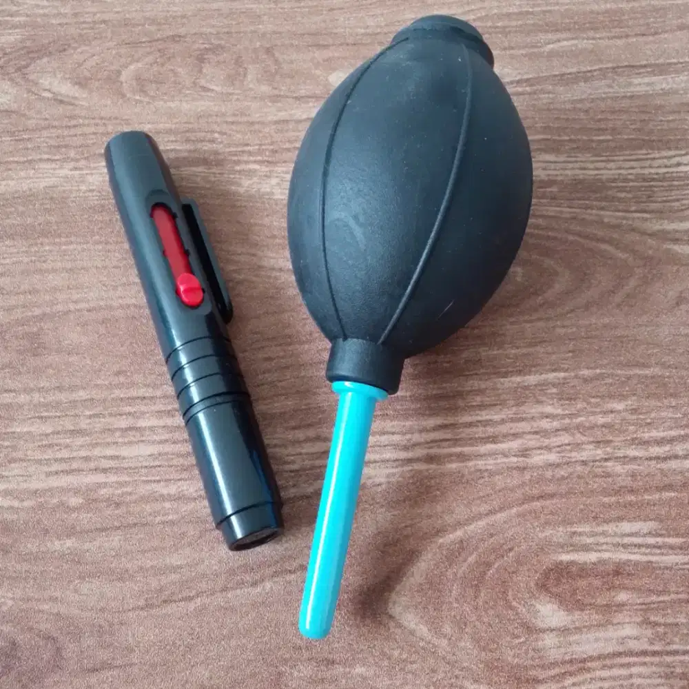 Camera Lens Cleaning Kit – Air Blower + Lens Cleaning Pen