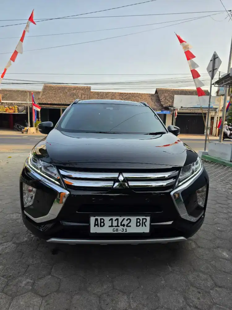 Eclipse cross ultimate at tahun 2021
