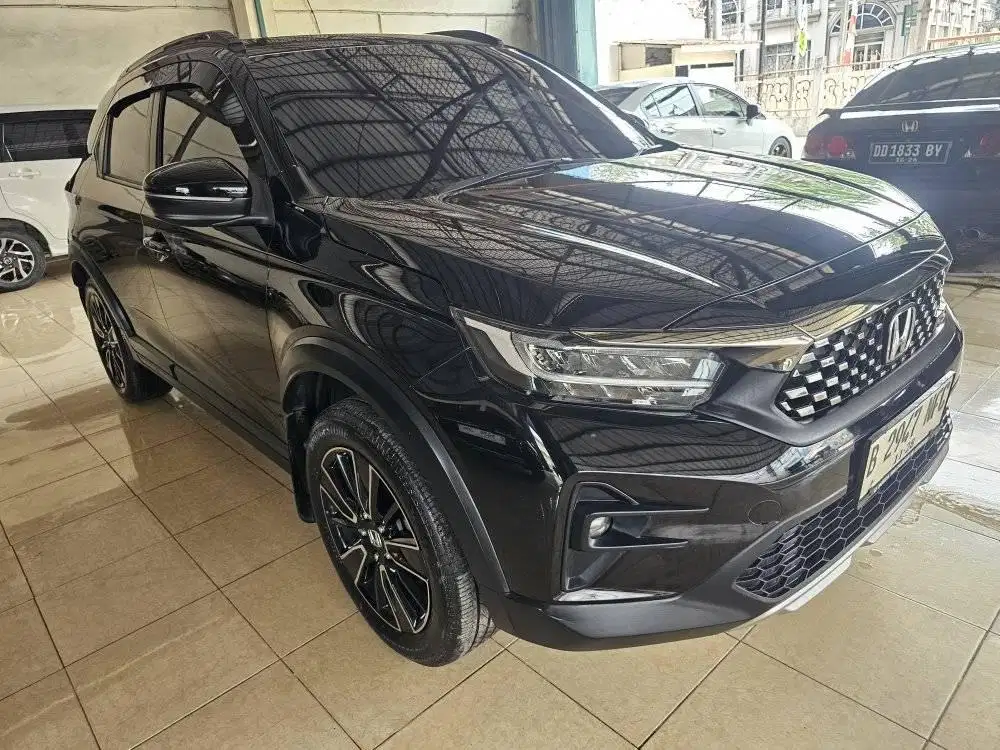 Honda WR-V RS Cvt Sensing 2023 Hitam