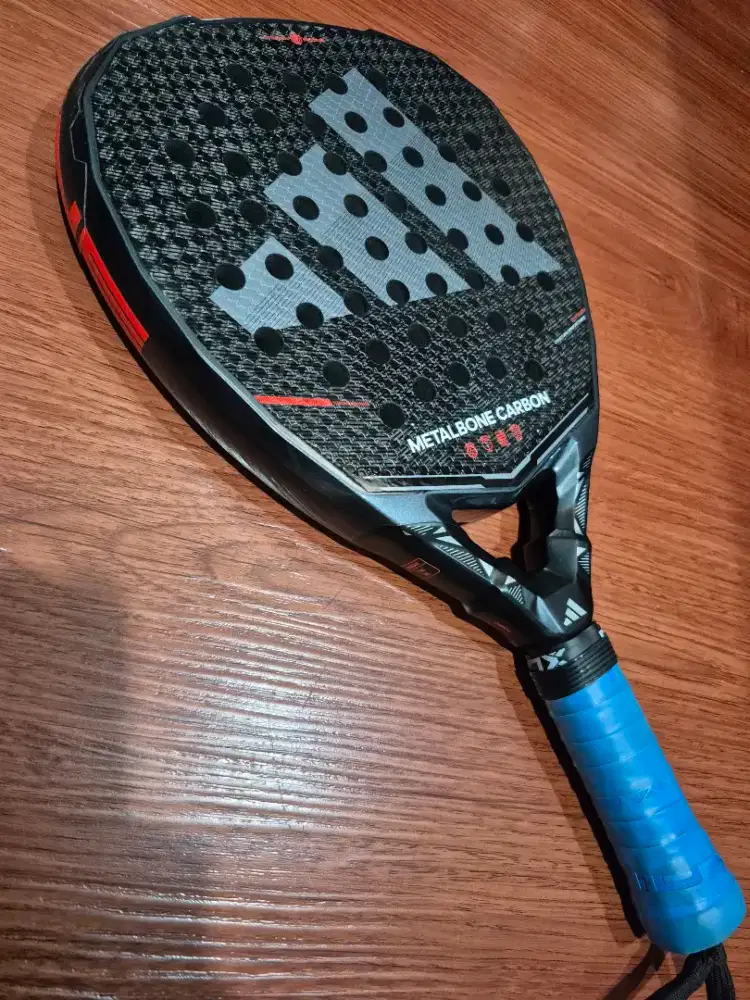 Raket Padel Adidas Metalbone 2026