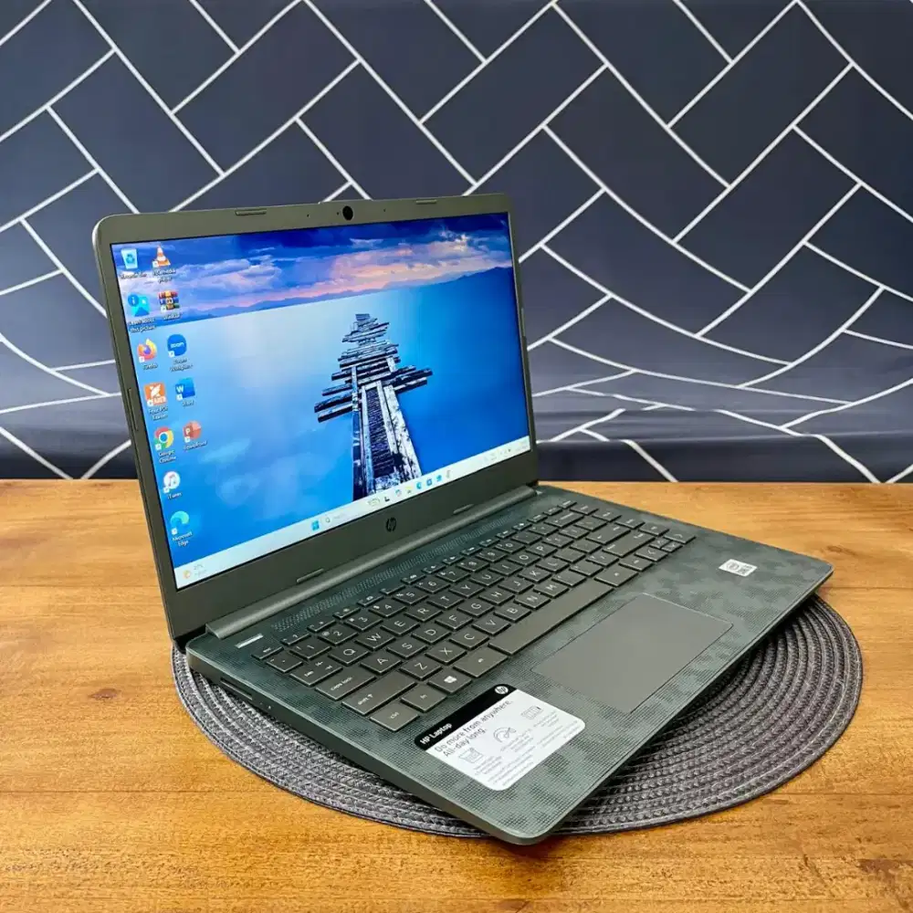 HP i5 gen 10th like new mulus terawat