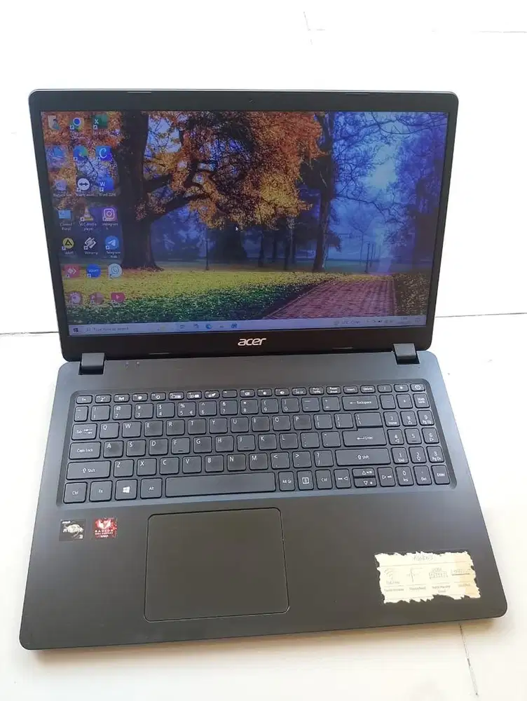 Acer Ryzen3 3250 Ram 8gb  Ssd 128 15 2.3