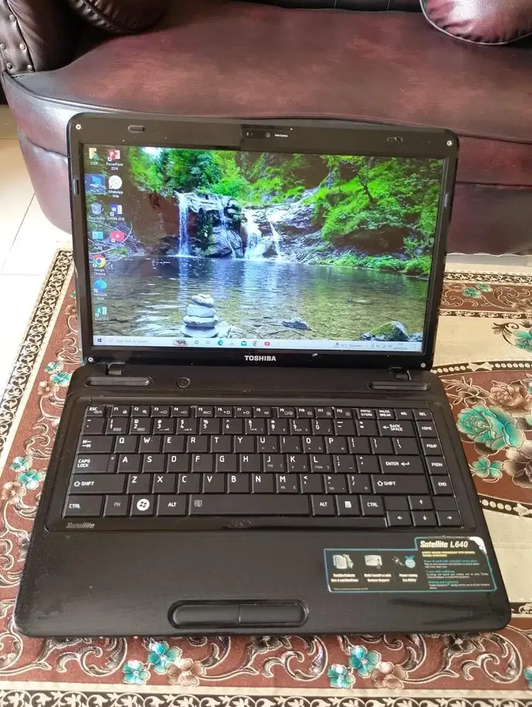 Toshiba Core i3 2350 Ram 4gb  HDD 500gb 14 850rb