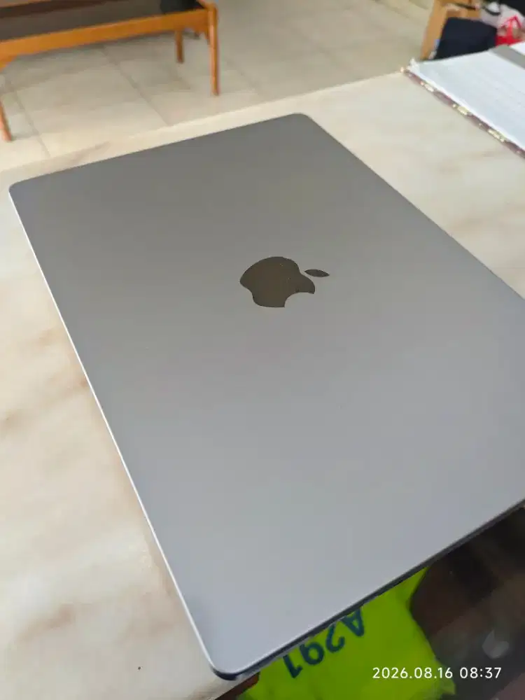 MacBook Pro 14 M1 Pro 16GB/512GB — Kondisi Bagus, Siap Pakai