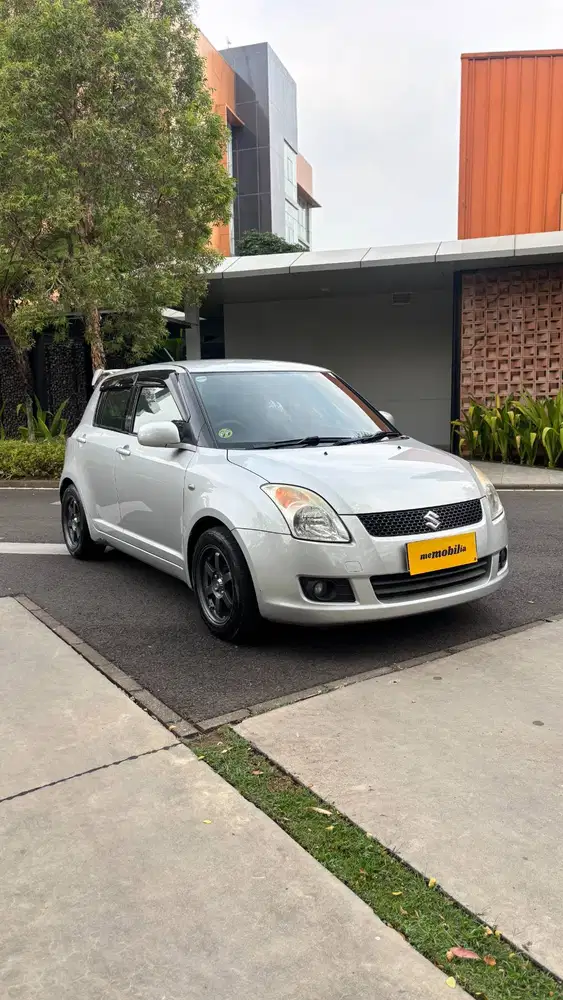 Suzuki Swift M/T 2011