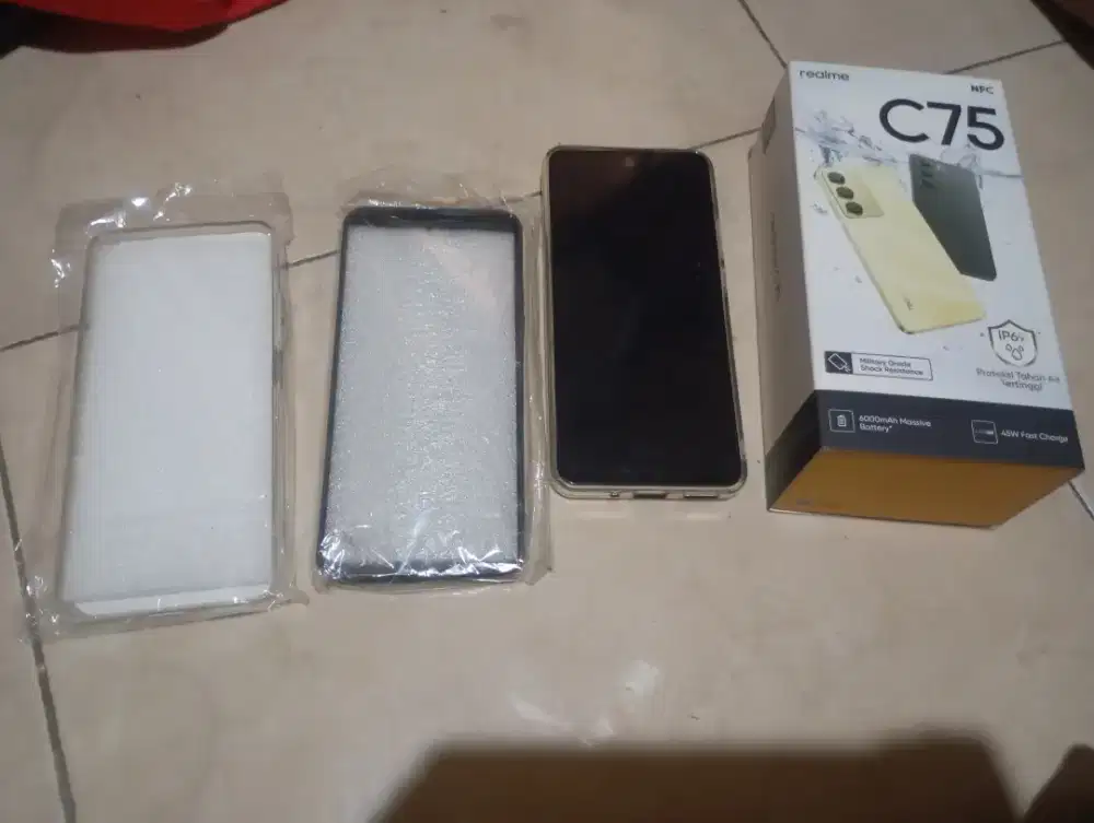 Realme c75 ram 8/256 mulus full ada kartu garansi baru 1mingu hrga net