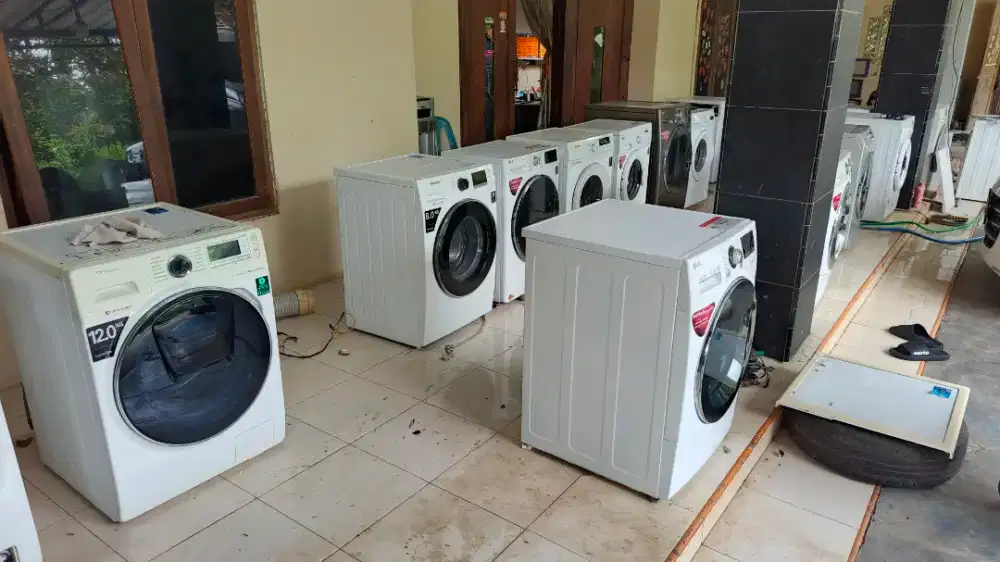 Mesin cuci front loading samsung LG
