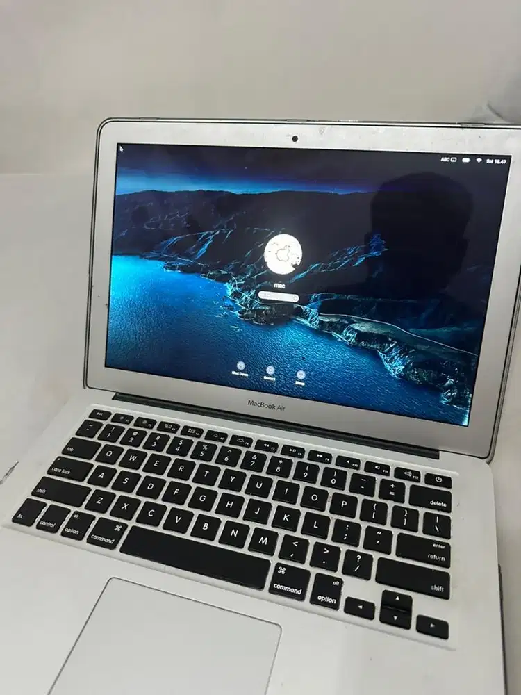 Macbook Air (Early 2014) 13-inch MacOs BigSur