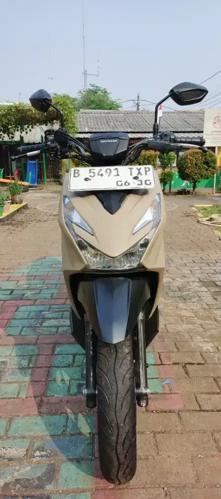 Honda BEAT STREET DONUT B DKI JAKARTA TIMUR