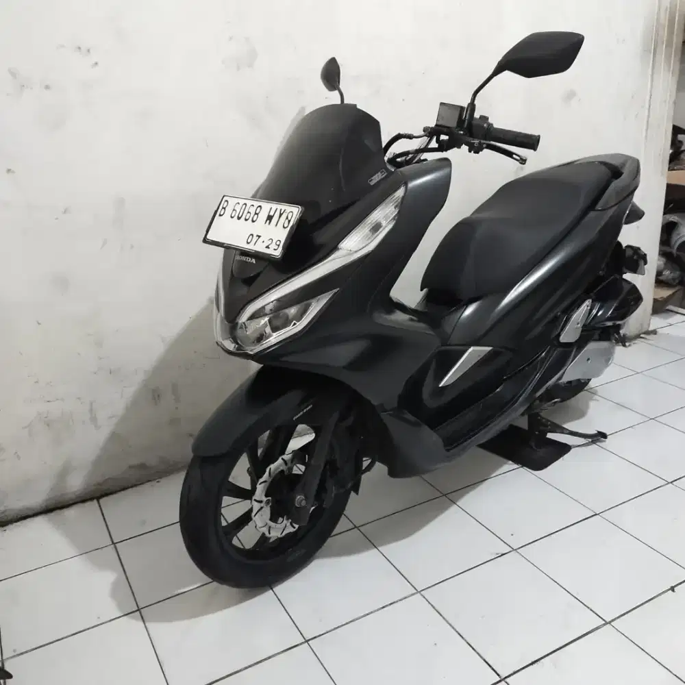 Honda PCX Non ABS 2020 Orisinil Lengkap Bagus Mesin Aluss