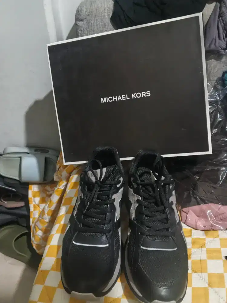 Michael Kors uk 12 Leo Trainer Leather