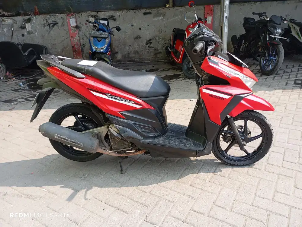 Honda Vario 125 LED old Tahun 2018 Surat komplit