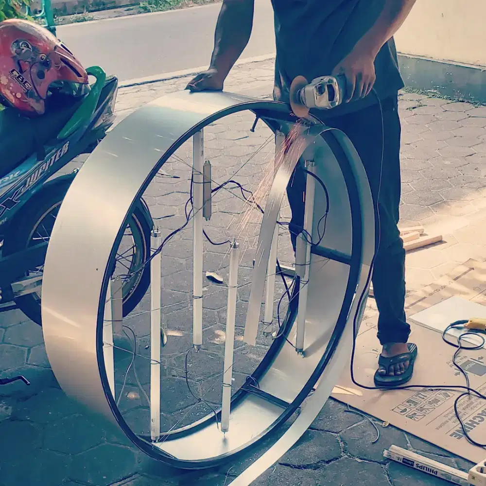 Bikin neonbox papan nama reklame & sticker soloraya