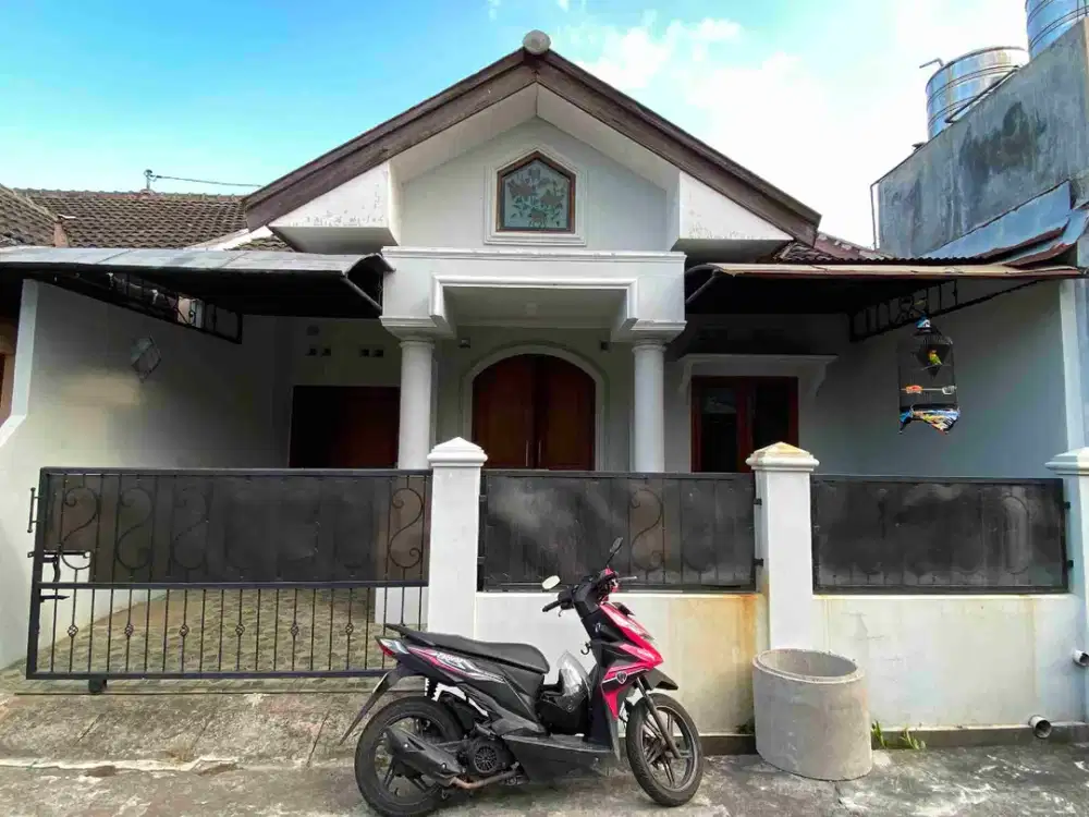 Disewakan Rumah di Jl Kauman, Palebon Pedurungan Semarang