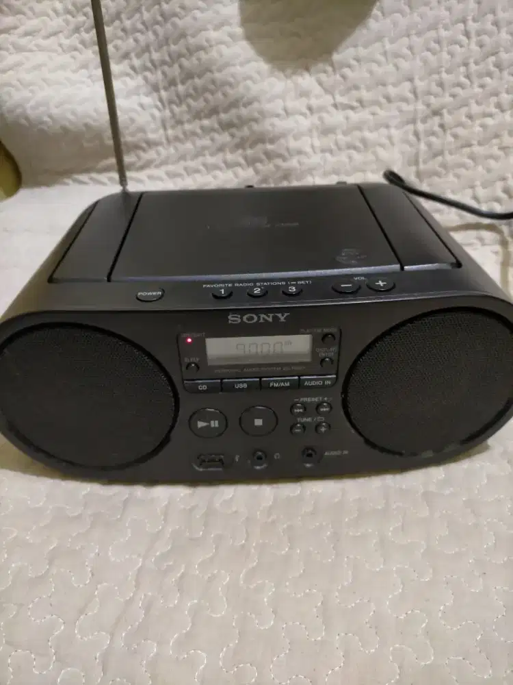 Radio Sony  kondisi normal