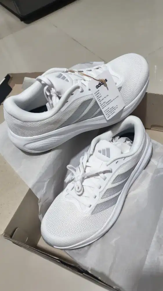Sepatu Adidas Response Runner 2