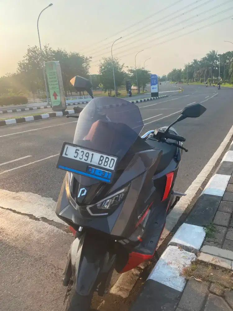 Sepeda Motor Listrik Polytron Fox 350 Irit Hemat