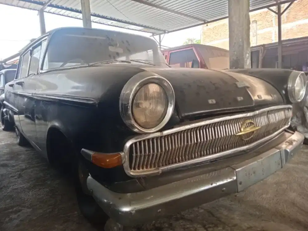 O P E L. KAPITEN 1961 MESIN ASLI HIDUP