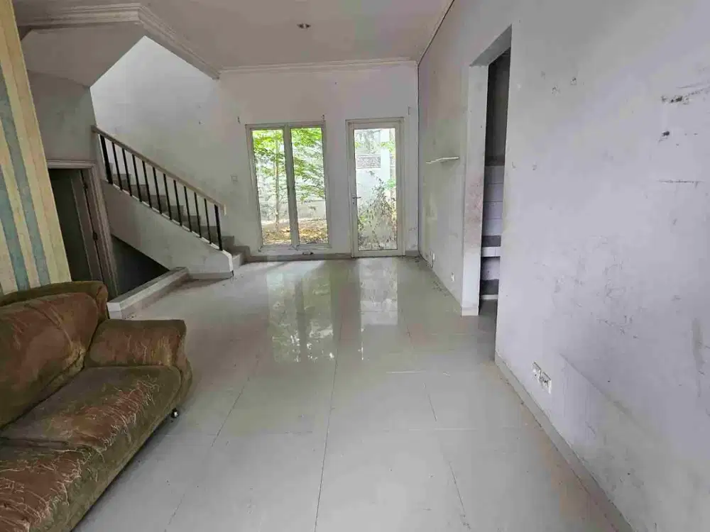 TERMURAH !! Jual Rumah 2 lantai Suvarna Padi 8x20
