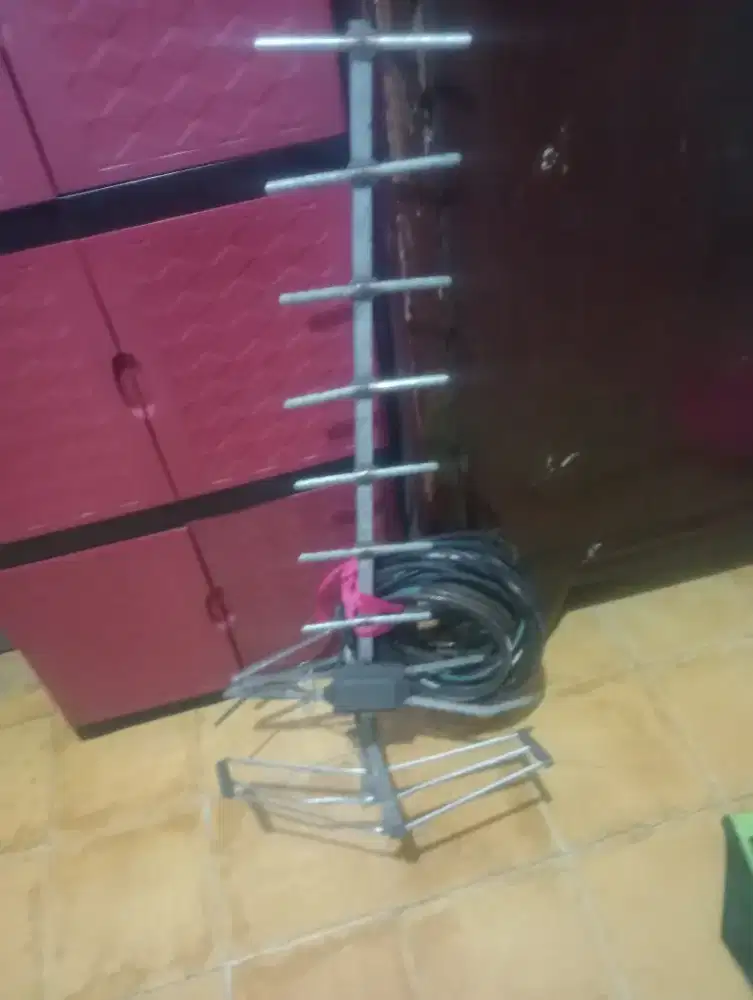 Antena dan kabel