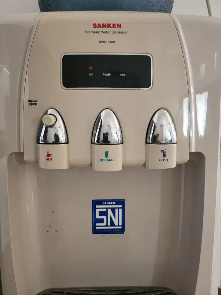 Dispenser Sanken