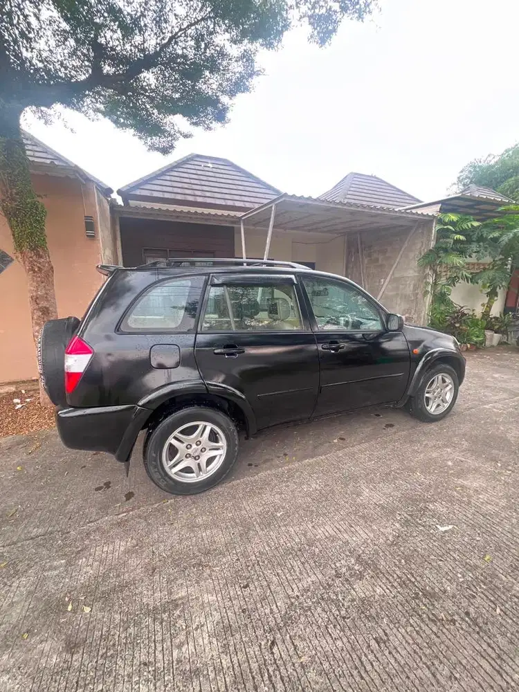 Mobil SUV 2008 murah harga motor