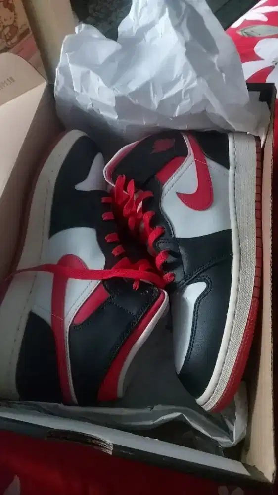 Nike Air Jordan 1 MID GS OG Size 40 EUR 38