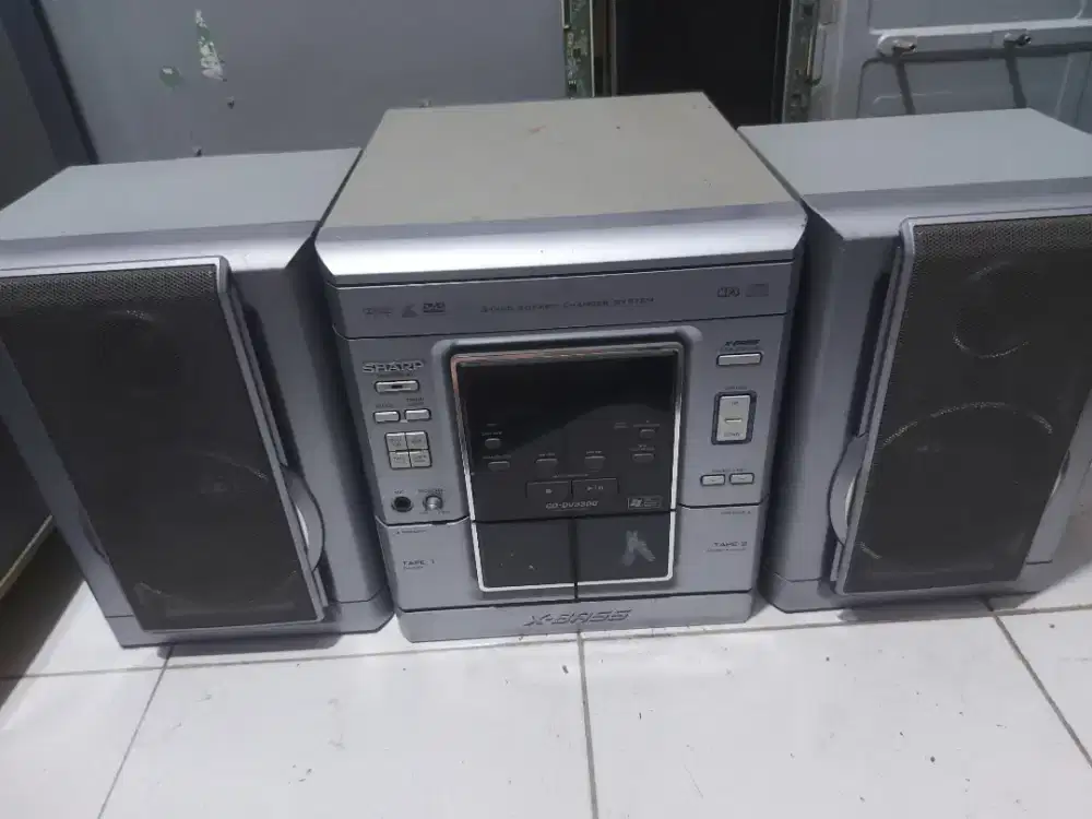 COMPO HIFI Sharp  CD-DV3300