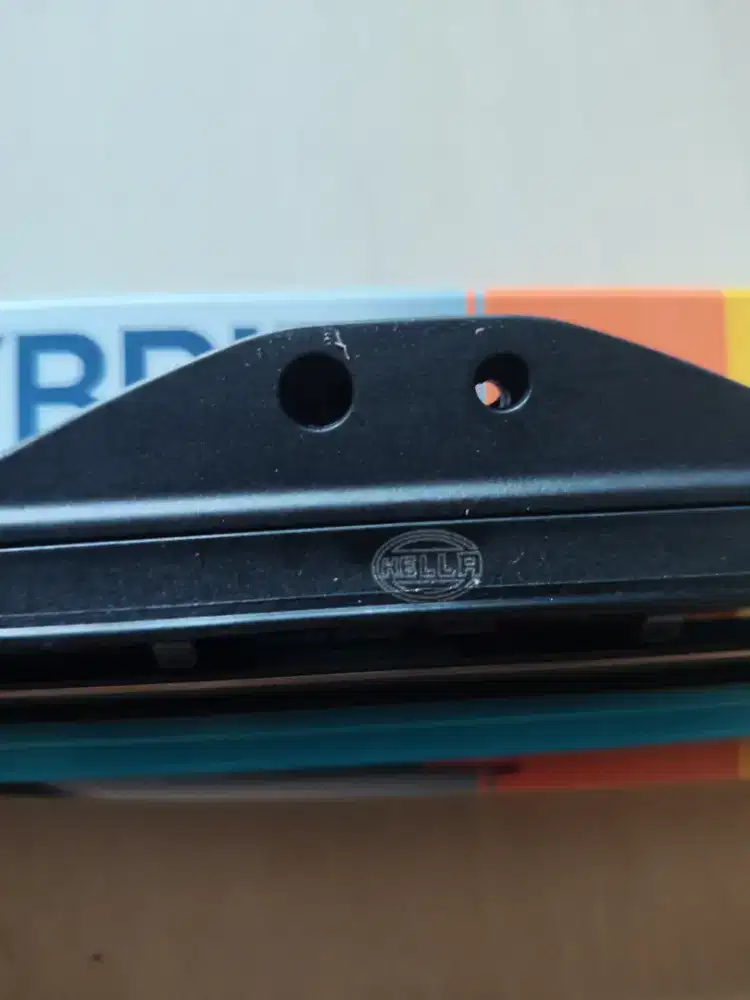 Wiper mobil hella hybrid 16  inchi baru