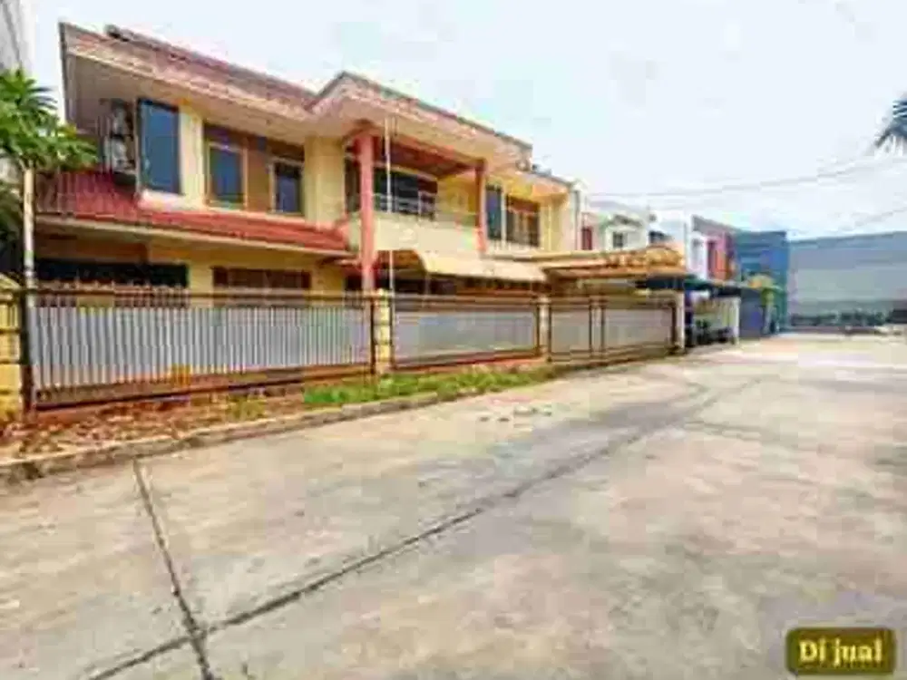 rumah megah 2 lantai di pondok kelapa komplek billymoon