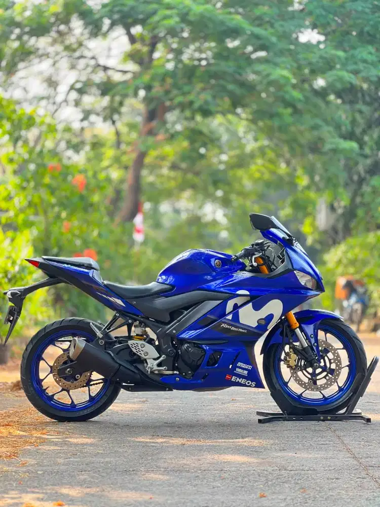 YAMAHA NEW R25 BIRU MOVISTAR 2018 KM LOW PAJAK PANJANG LIKE NEW