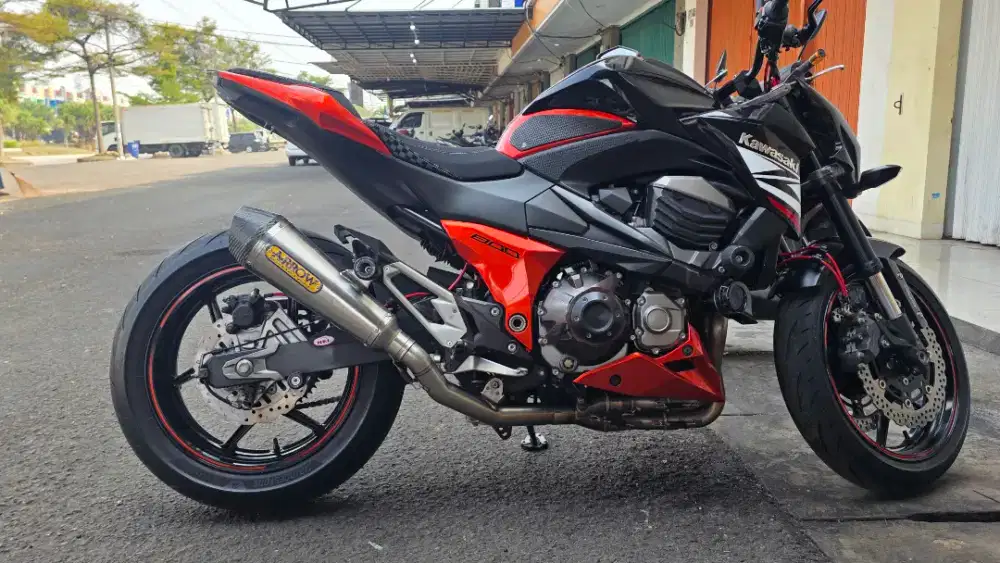 Kawasaki Z800 ABS Tahun 2013 Akhir Orange Full Paper