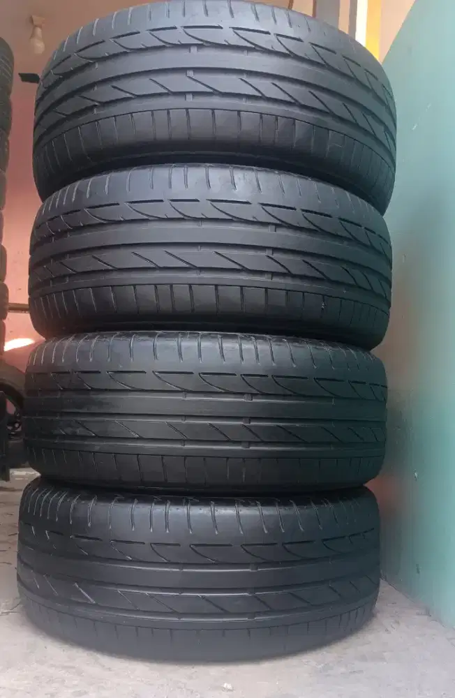 Ban bregestune potenza s001 rft 225/50r17