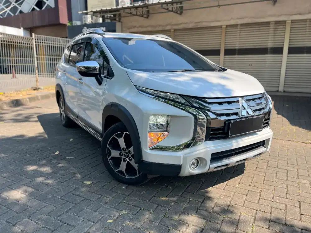 MITSUBISHI XPANDER CROSS at 2021 Putih