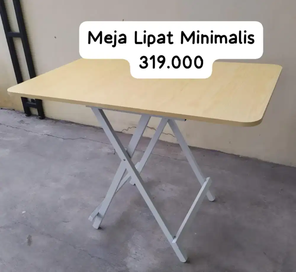 Promo Merdeka meja plastik