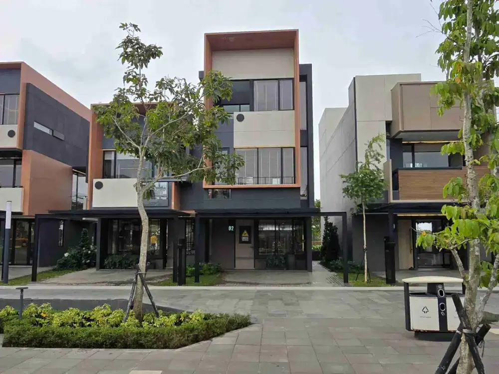 Dijual Rumah 3 Lantai Park Serpong by LIPPO Group Nempel Gading Serpong - BSD