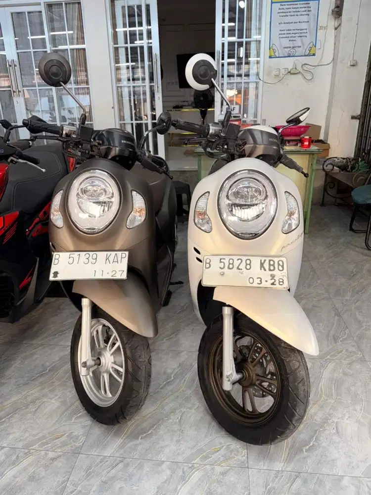 CASH KREDIT SCOOPY 2023 KEYLESS BEKASI KOTA