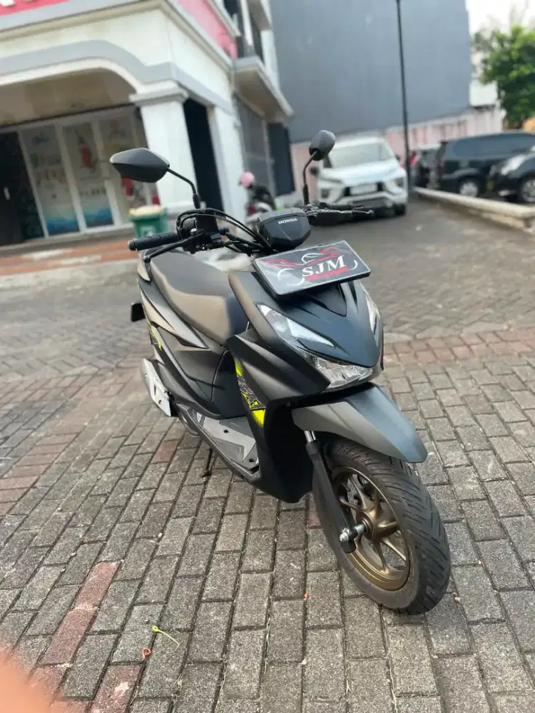 HONDA BEAT STREET 2025 KM 8K ASLI