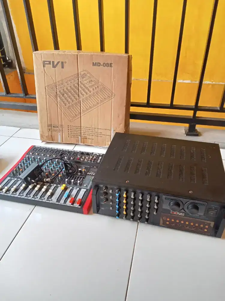 Borong / Satuan Power mixing karaoke & Mixer 8 channel