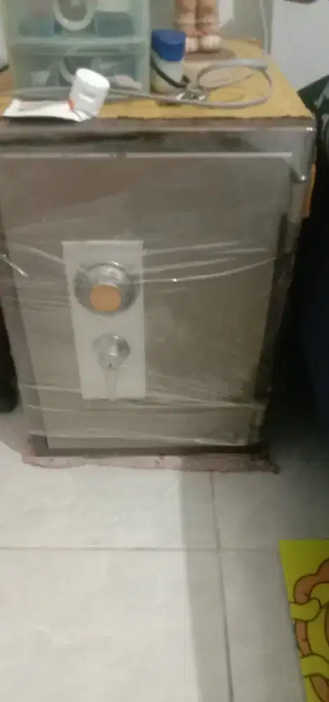 Jual brankas bekas kondisi bagus