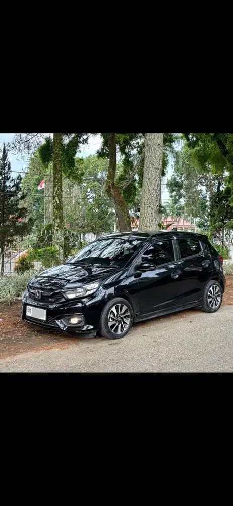 Dijual mobil brio RS 2021