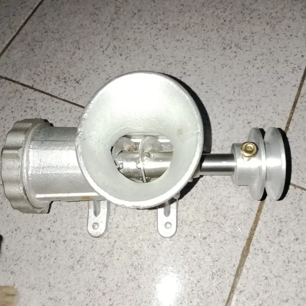 Mesin gilingan daging