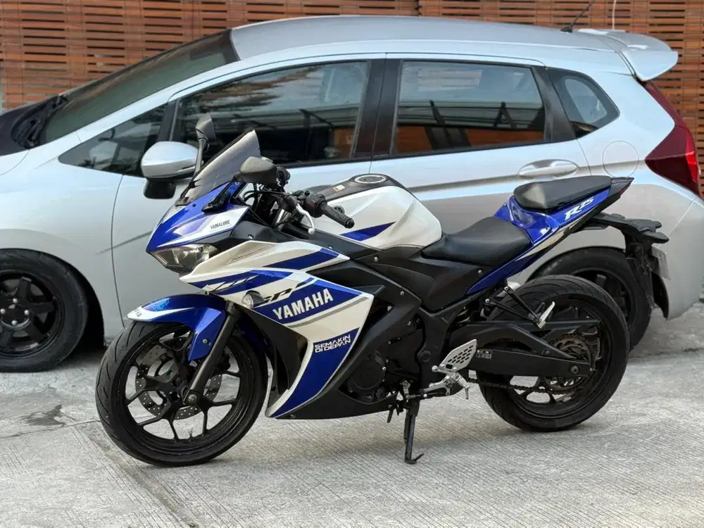 R25 2014 plat aa km rendah